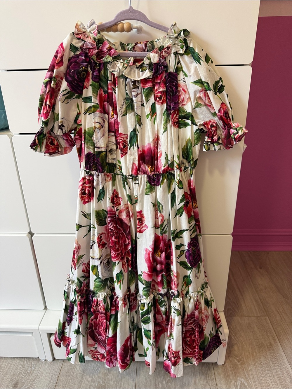 Dolce & GabbanaFloral Ruffled Midi Girls Dress in Cream with Roses